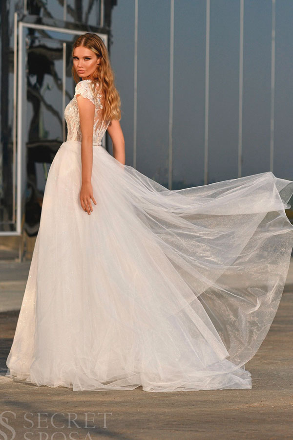 фатиновое свадебное платье
