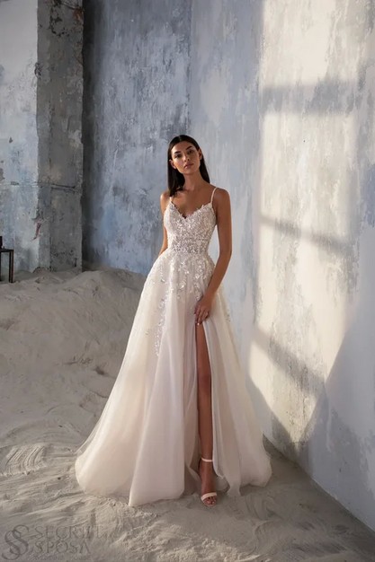 Gabbiano. Свадебное платье Генриетта. Коллекция Glow 