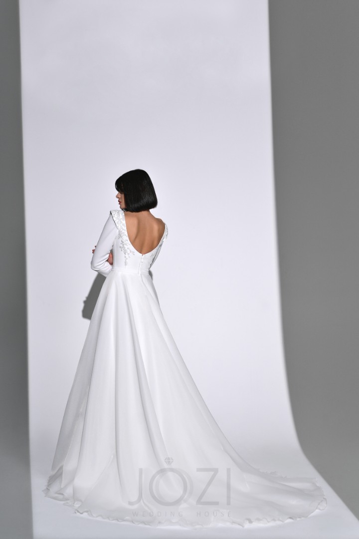 Свадебное платье Азалия А-силуэт, 2022 год, Для беременных, Закрытые, С открытой спиной, С рукавами, Со шлейфом, Для венчания, Простые