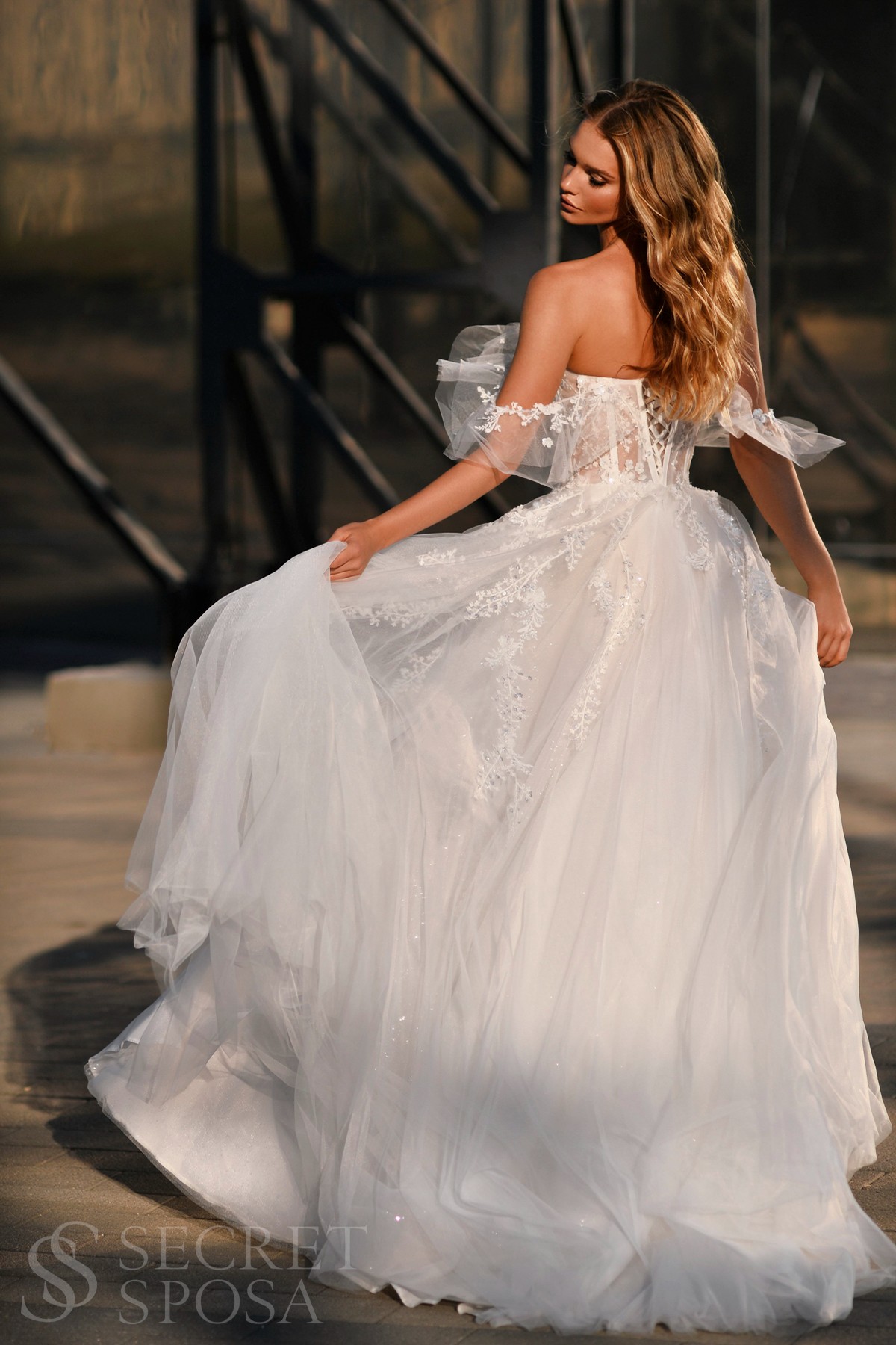 Свадебное платье Россиль А-силуэт, 2023 год, С корсетом, Со шлейфом